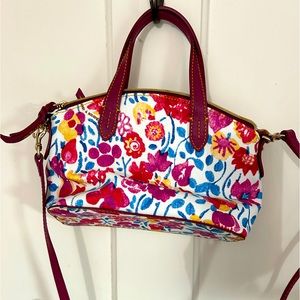 Dooney and Bourke crossbody bag